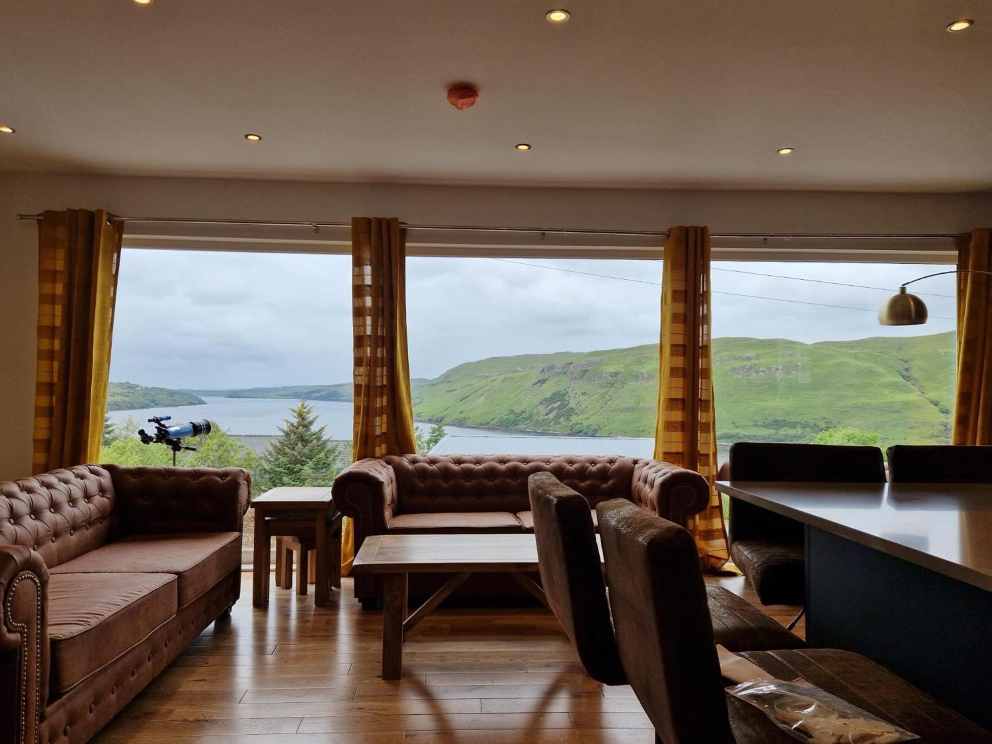 Luxury Cottage With Stunning Views By Fairy Pools 4 Carbost  Luaran gambar